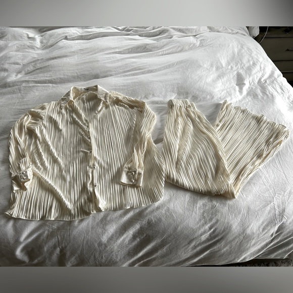 Showpo button down shirt and wide leg pant set size 2 - Picture 1 of 3